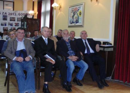 godinu, sa finansijskim planom. Svi izvještaji i materijali na sjednici su usvojeni jednoglasno. Sve odluke usvojene su jednoglasno, što znači da smo opravdali povjerenje delegata.