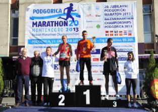 POLUMARATON: muškarci: Najbrži crnogorci 1. Dragoljub Koprivica (Bar) 1:16:05 2.