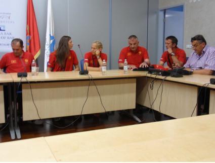 impresije iznijeli osvajači zlatnih medalja: atletičari Slađana Perunović (5.000 i 10.