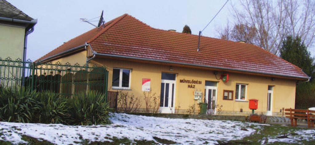 nincsenek zavaró hatással a lakófunkcióra. A Kossuth út mentén az orsó térben alakult ki a településközpont.