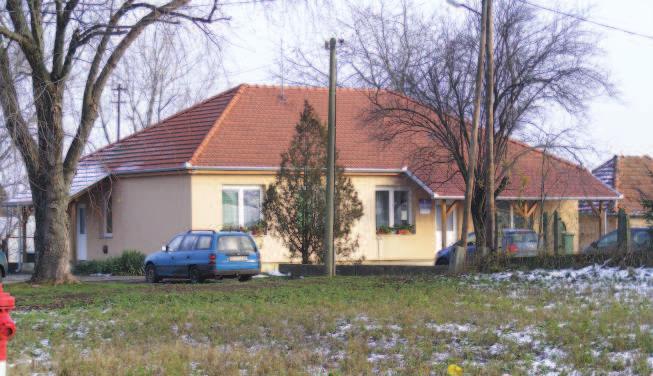 elhelyezésre. - A parabola antenna a lehető legeldugottabb helyen kerüljön elhelyezésre, például a kémény mögött kevésbé látható.