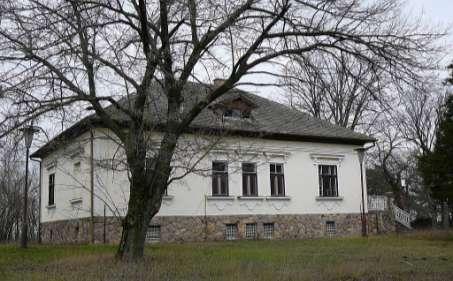 1935-ben épült ki a nemzetközi autóút Kecskemét-kiskunfélegyházi szakasza, mely természetesen érintette Városföldet is. 1935-ben természeti csapás sújtotta Kecskemétet és Városföldet is.