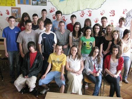 OSZTÁLYAINK Huzsvay Edit osztályfőnök Báló Dávid Balog Henrietta Bencze Brigitta Csermák Daniella Erdélyi Péter Fodor István Hiezl Róbert Kovács Dávid Kovács Richárd Kovács Zalán Körmös
