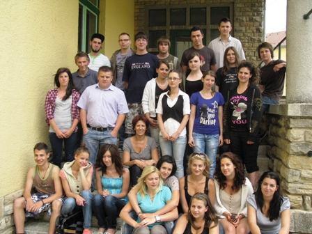 OSZTÁLYAINK Pumpné Bíró Ágnes osztályfőnök Agócs Zsanett Ambrus Mirella Aranyi Sándor Balázs Milán Bársony Dániel Barth Martin Bévész Henrietta Mónika Bocz Bella Elmer Dóra Gabler Vivien Alexandra