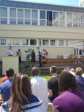 A TANÉV ESEMÉNYEI KÖZGAZDASÁGI SZAKKÖZÉPISKOLÁK VERSENYE KOMLÓN 2011. ÁPRILIS 20.