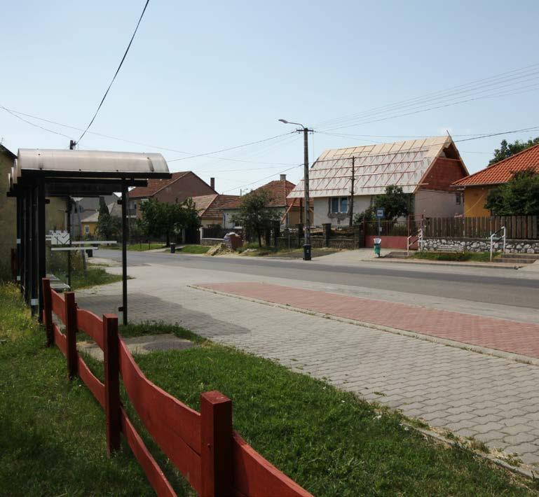 6.7 Utcabútorok a településen A település utcabútorokkal történő ellátottsága hiányosnak mondható.