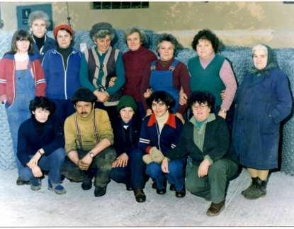 Fehérváry Sándor, Varga János, Gaál Dezső, Vincze József Kolozsnémáról, Csémi Gusztáv, Farkas György. Drótszövő műhely.