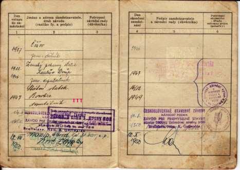 Nagyon hideg volt, fáztunk. Erre sokszor visszatérek, vékony kis cipőink voltak, otthon nem voltak olyan kemény telek, mint ott, a hegyek között. Apámék elindultak a fény irányába a nagy hóban.