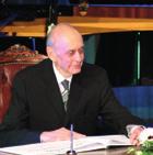 Ocenení Cenou primátora za rok 2017: Peter Rosival - prvé dieťa, Novozámčan, narodený v príslušnom roku v novozámockej nemocnici.
