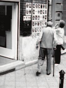 hu] / László Gergely, Rákosi Péter: Te mit építenél a téren?, 2008. [Fotók: Gál Béla] galéria szobanövényekkel terének történő zöldesítését valósították meg.