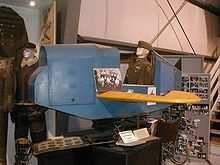 45. ábra. Link Trainer (1929) (http://en.wikipedia.org/wiki/flight_simulator). Kinézete miatt Blue Boksz néven vált ismertté. Alkalmas volt a műszerek, rádióhasználat és kormányzás megismertetésére.