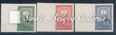 A 40f bélyegen a "J" betű mellett fehér folt van. / 1951.
