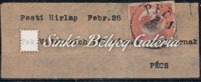 Hírlapbélyeg, kőnyomat címszalagon. PÉCS 1871. 02. 28. Hírlapbélyeg, kőnyomat címszalagon. Sötétvörös színű bélyeg PÉCS lebélyegzéssel.
