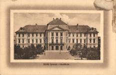 obra T1 Eger, Hősök sz
