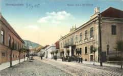 utca, Városháza 21085.