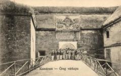 Komárom, Jókai szobor /