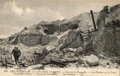 Paris, Place Vend ome / square,