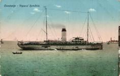 'Regina' steams hip (EK) T2/3