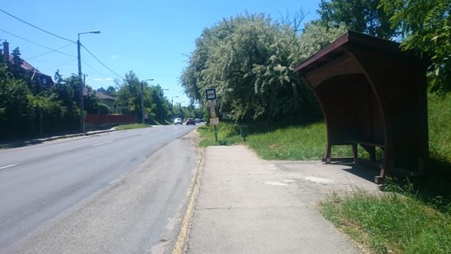 Megálló kódja: 03 Gárdonyi Géza utca meglévő Volán megálló Megálló felszereltsége Oszlop, tábla: