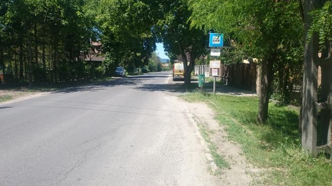 Megálló kódja: 20 Lakótelep meglévő Volán megálló Megálló felszereltsége Oszlop, tábla: Peron: van nincs Fekvő A3 igény: 3 Megálló elhelyezkedése