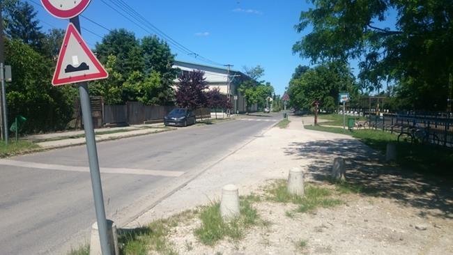 Megálló kódja: 24 Felsőgöd vmh. (Németh L.