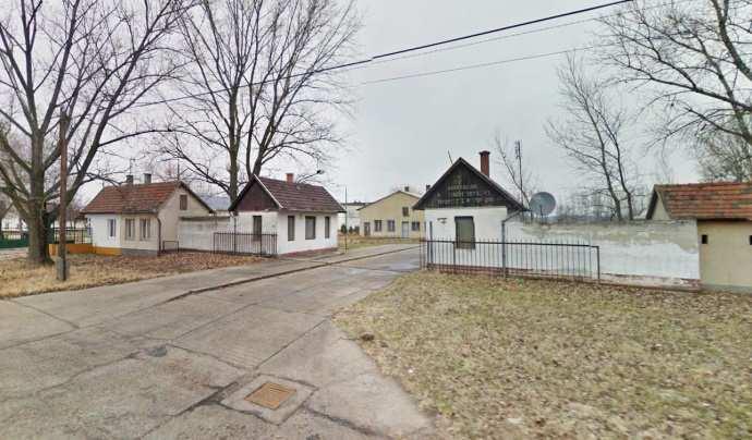 Építészeti útmutató 23 Csengőd külterület A település külterületének jelentős része tájképvédelmi övezet, vagy valamilyen szintű védelem alatt áll, ezért fokozott körültekintéssel kell minden