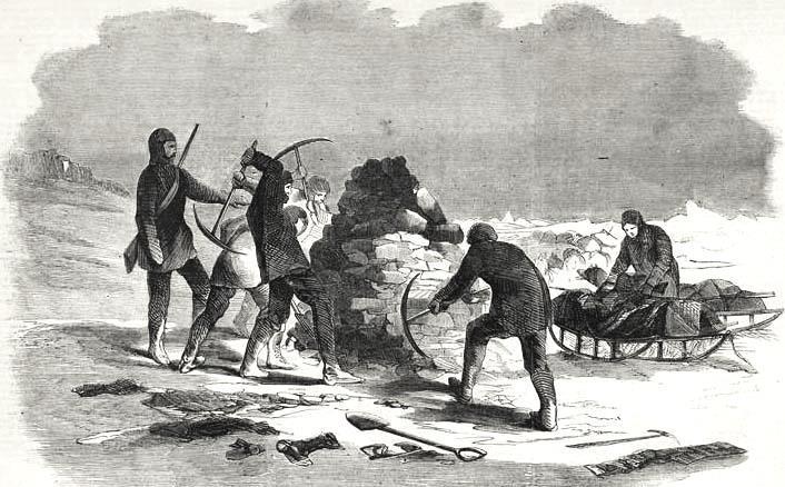 A kőrakás szétbontása. 9-10 óra körül feltűnt egy nagy kőrakás, amelyről egyértelmű volt, hogy nem eszkimó tábor. Ezért utasítást adtam a sátrak felállítására, hogy átvizsgálhassuk a területet.