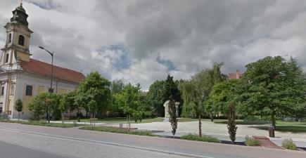 Közkertek Monor területén több közkert is található, amelyek többnyire gondozottak, értékes elemei a zöldfelületi rendszernek.