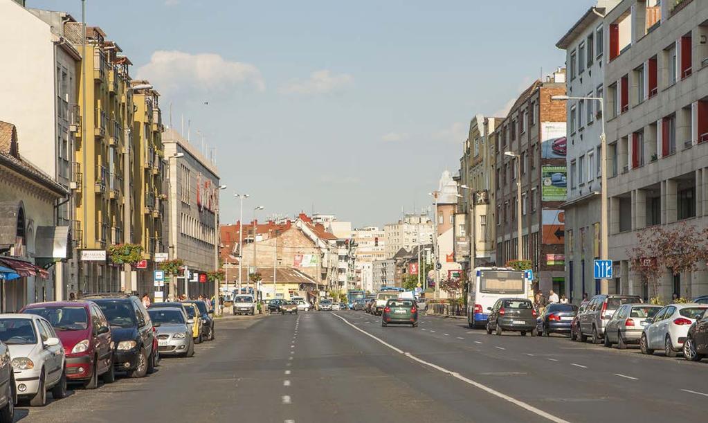 3.1 Újpest Városközpont Árpád út mai állapota, humanizálására a tervezés megkezdődött A kikötőtől induló Árpád út Újpest Városközpont fő közlekedési tengelye, egyben Újpest első számú főutcája.
