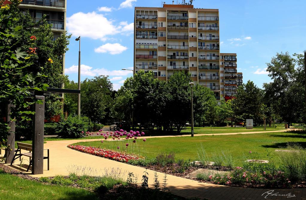 Ugró Gyula park