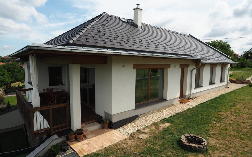 VÁLYOGHÁZ