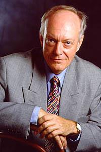 Egy ellenvélemény Karl-Erik Sveiby (1946 - ) Tény, hogy nem ismerjük az együttműködés értékét.