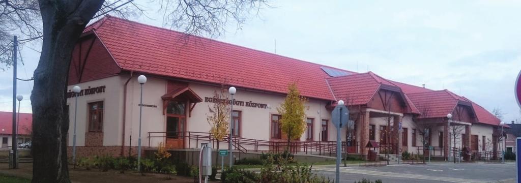 tömegképzés.