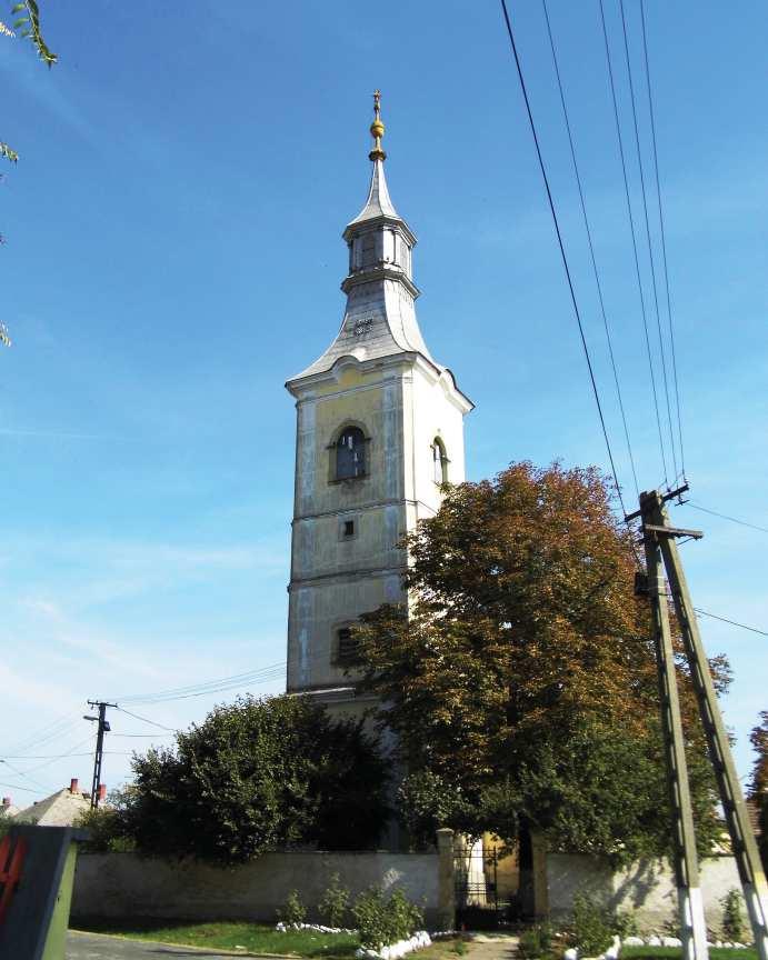 1704 évet írtak, amikor több kun család telepedett falunkba a Takta másik oldalára, de a nagy esőzések, a Takta árja elűzte őket, és akkor jöttek ide a falu temetős oldalára.