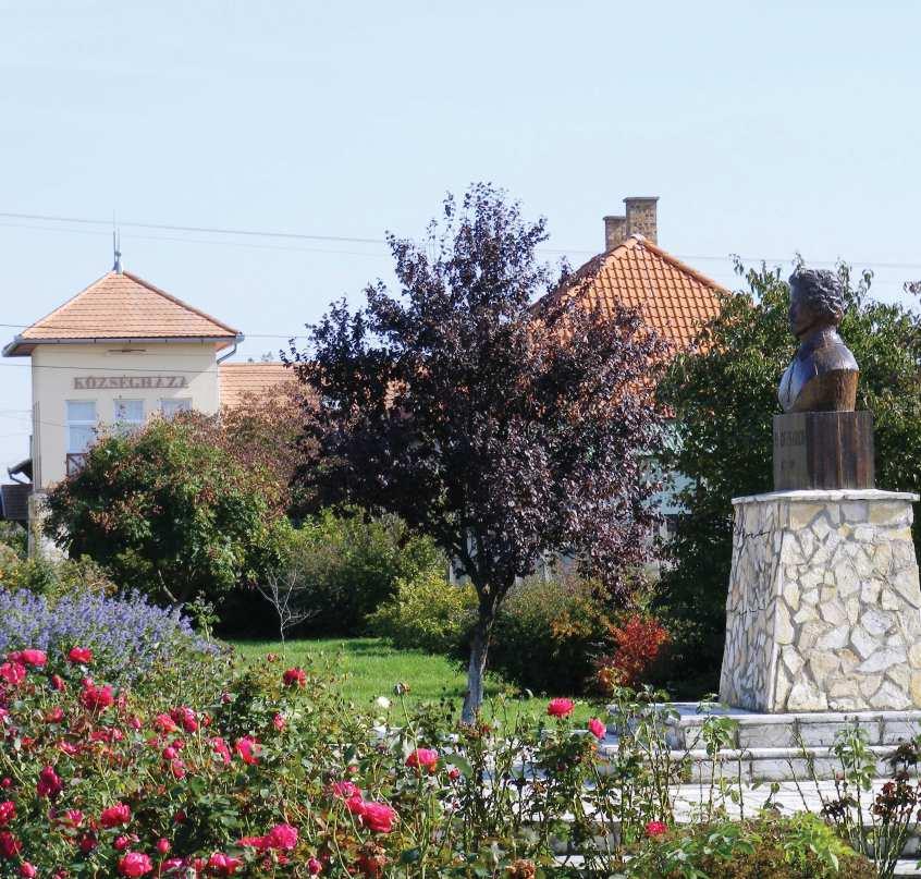 2. Petőfi Sándor szobra A
