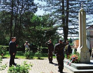 Hősök napja A magyar hősök emlékünnepére május utolsó vasárnapján kerül sor, amikor azokra a magyar katonákra és civilekre emlékezünk, akik az életüket áldozták Magyarországért.