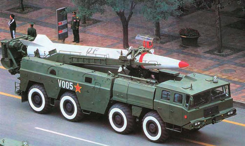 Reljef partvédelmi rendszer, robotrepülőgép 9V2413 szállító-indító járműve tehergépkocsi, vagy a külföldi berendezésekkel ellátott MAZ 790986-os speciális javító-evakuációs jármű.