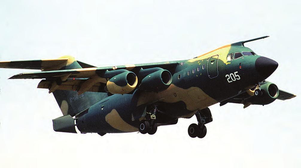 Nemzetközi haditechnikai szemle 14. ábra. British Aerospace BAe 146 STA 16 kívül érzékeny a zajterhelésre.