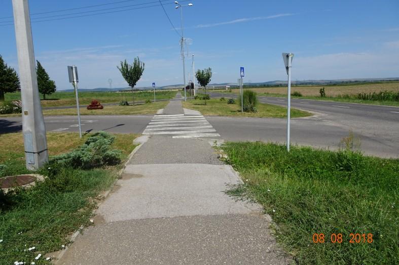 ÚTBURKOLATI JELEK FESTÉSE Az önkormányzat kiemelt figyelmet fordít a közlekedés biztonságára, mind a gyalogosok, kerékpárosok