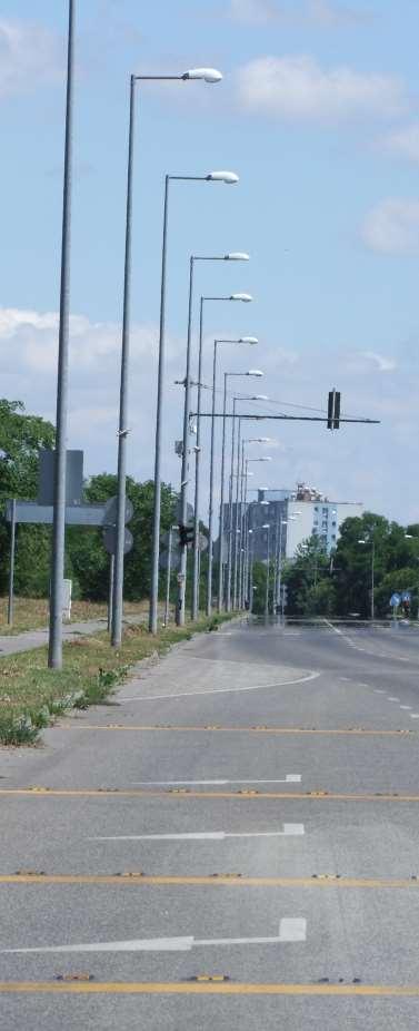 32 Eltérő karakterű településrészek KIEMELT JELENTŐSÉGŰ UTAK Egy városrész életét alapvetően meghatározó, szervező elemeként a kialakult úthálózat, különösen a városi szövet ütőereiként működő főbb