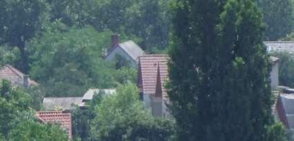 A zöldfelületek arányának növelése, a meglévők vitalizációja megfelelő