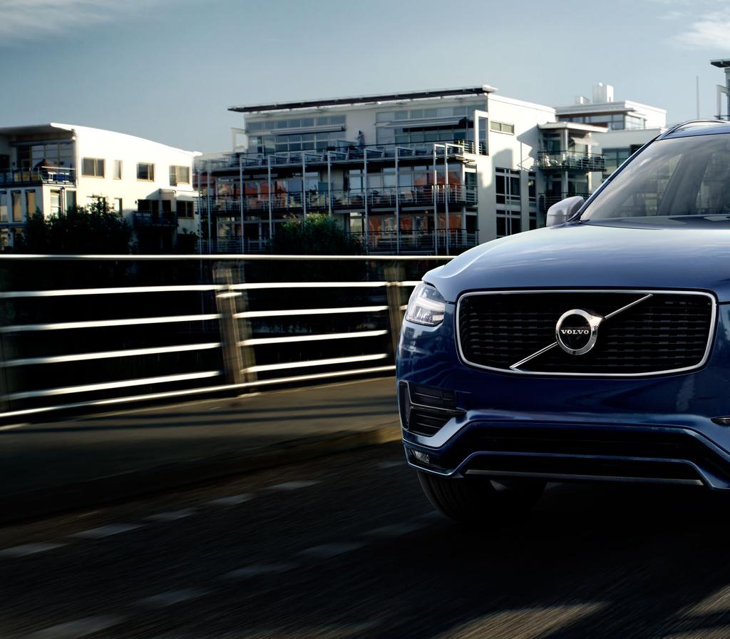volvo XC90 Nagy erő kis helyen T8 Twin Engine 400 LE 640 Nm 59 g CO 2 T6 AWD 320 LE 400 Nm 179 g/km CO 2 D5 AWD 225 LE 470 Nm 149 g/km CO 2
