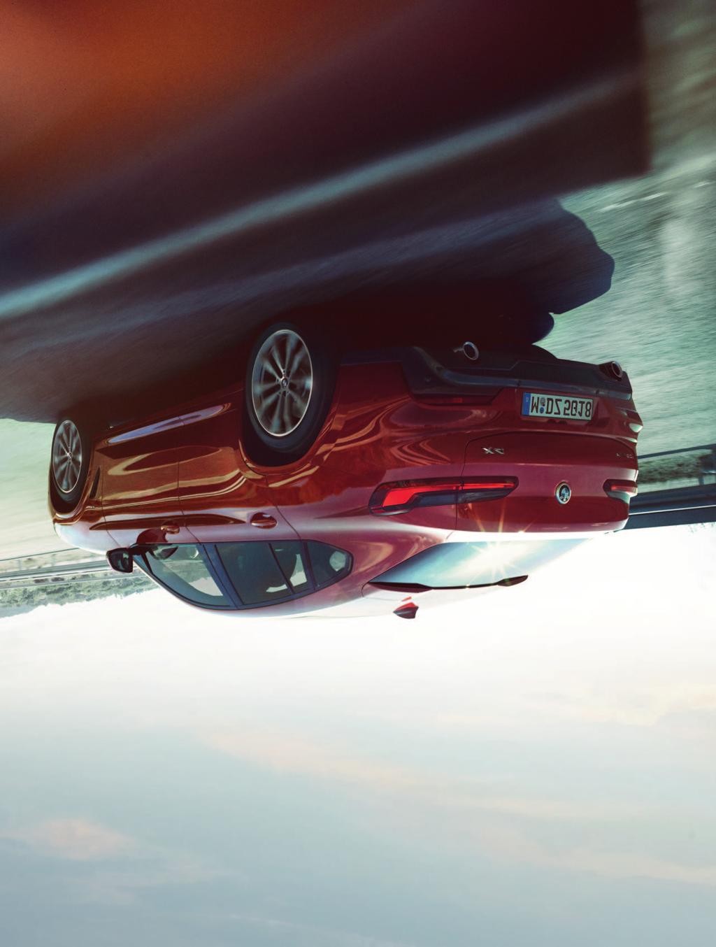 BMW X4.