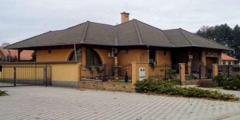 lakóházak (Liget