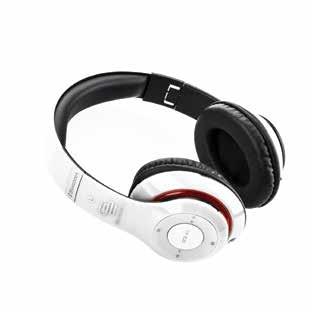 0, headset, akkumulátoros működés: 6 óra, FM tuner, levehető kábel,