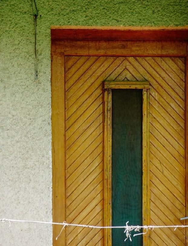 A település kockaházainál jellemzően az oldalsó, vagy hátsó