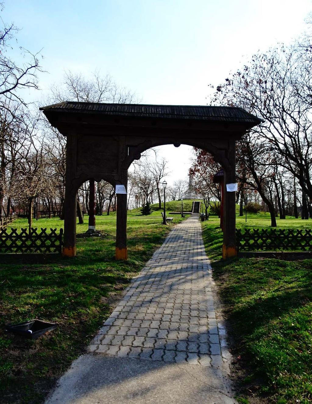 A Milleneum park területe nagy, egybefüggő zöld területével a település tüdeje.