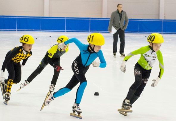 Visszatekintés Országos/hazai bajnokok 21 Versenyző Egyesület Született Edzője Junior E lányok 1. Szőcs Mónika Nikolett JSE 2005.09.11 Belovai József 2. Szigeti Dóra MTK 2006.08.