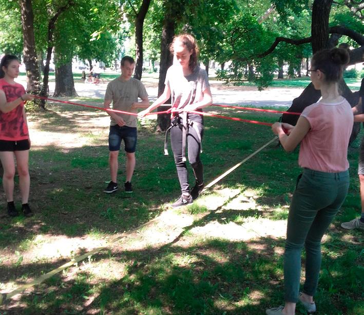 94 1 osztályok 2 élménypedagógiai foglalkozások Az idén kinn is, és benn is voltak foglalkozásaink.