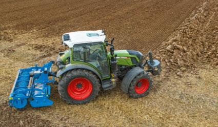 Hayja kormányozni Az új Fendt 200 Vario traktorok automata kormányzóberendezéssel is rendelhetők.